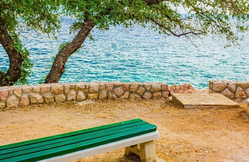 Klenovica Resort | Klenovica Shelbox House