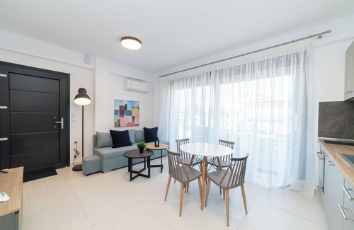 Ofrinion Villa | Kleoniki -Three Bedroom Triplex With Garden