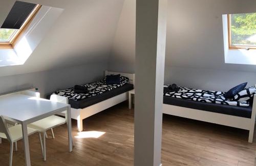 Kielce Apartment | Klimatyzowane Apartamenty i Pokoje przy Targach Kielce