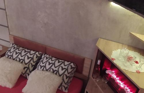 Gniezno Bed & Breakfast | Klinkierowa Komnata