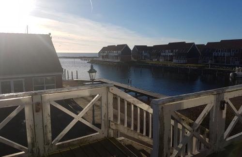 Borre Bed & Breakfast | Klintholm Marina Park Cabins