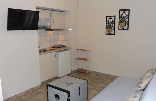 Nei Pori Hotel | Klio Apartments and Studios