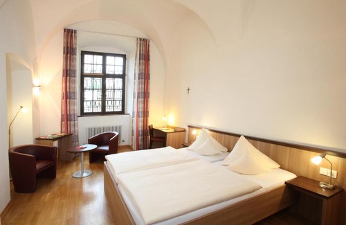 Obermarchtal Hotel | Kloster Obermarchtal