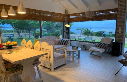 Sarakiniko House | Klovino beach house