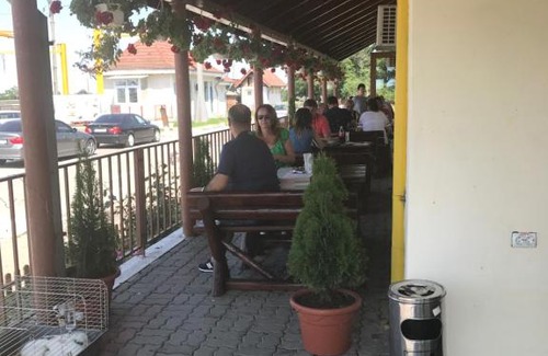 Ratesti Hotel | KM 80 Restaurant & Hotel