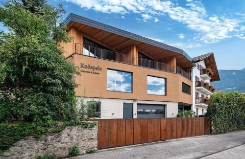 Bressanone Apartment | Knöspele - Brennerei & Genuss-Apartments