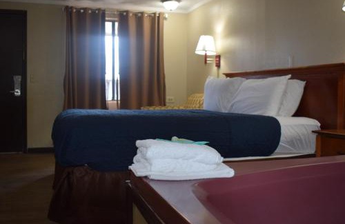 Farmington Hills Hotel | Knights Inn Farmington Hills