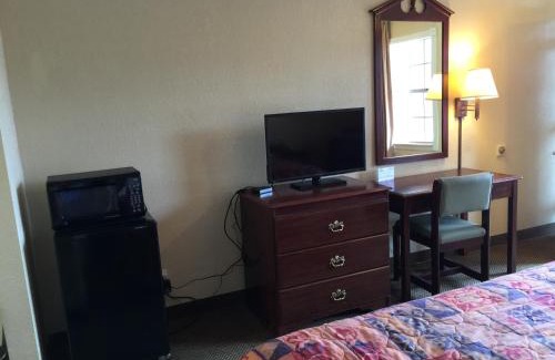Greenville Hotel | Knights Inn Greenville