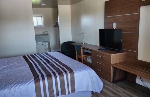 Lindsay Hotel | Knights Inn Lindsay