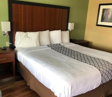 Grants Pass Hotel | Knights Inn Motel