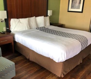Grants Pass Hotel | Knights Inn Motel