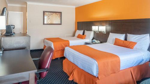 North Bay Hotel | Knights Inn North Bay