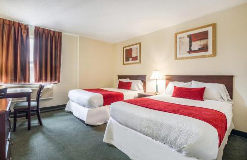 Orillia Hotel | Knights Inn Orillia
