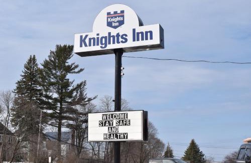 Oswego Hotel | Knights Inn Oswego East