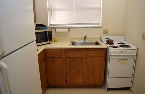 Oswego Hotel | Knights Inn Oswego