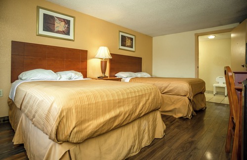 Seymour Hotel | Knights Inn Seymour