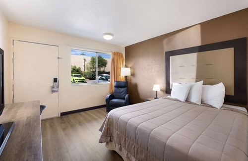 Sierra Vista Hotel | Knights Inn Sierra Vista
