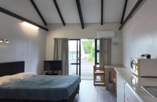 Papatoetoe Hotel | Knightsbridge Motor Lodge