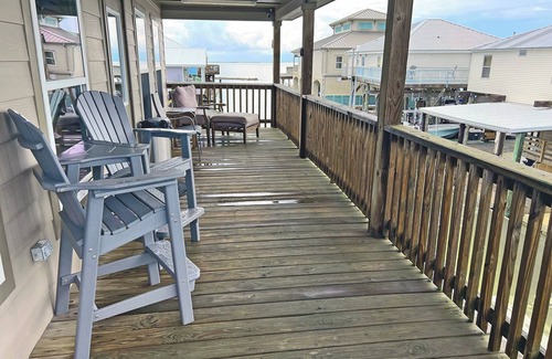 Golden Meadow House | Knot Workin - Boat Access - Island Realty