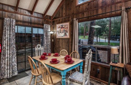 Ruidoso House | Knott Inn
