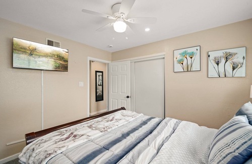 Buena Park House | Knott's Retreat
