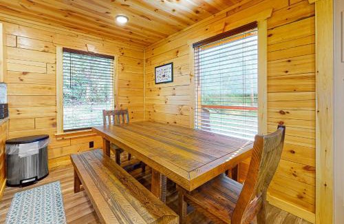 Chalet Village North House | Knotty Escape