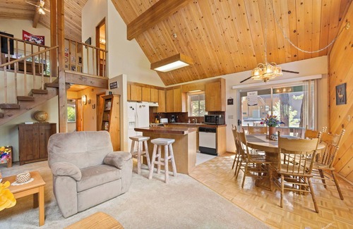 Arnold Ski Chalet | Knotty Pine Chalet - A-Frame, Pets ok, Game Room w/PoolTable, Fooball, Arcade