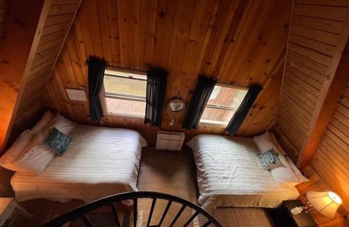 Wishon Ski Chalet | Knotty Pines Lodge
