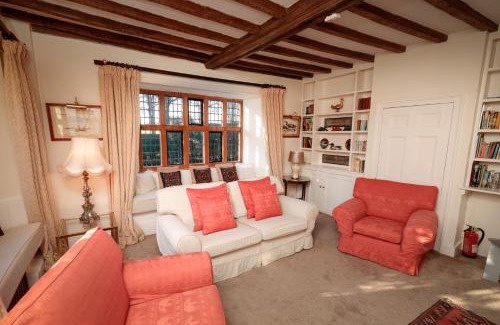 Knowlton House | Knowlton Properties