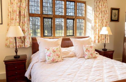 Knowlton House | Knowlton Properties