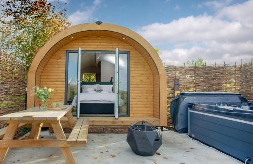 Christchurch House | Knowstone-Uk40034