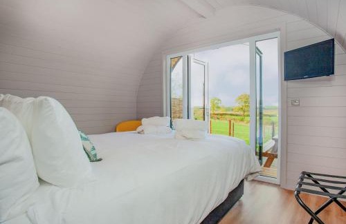 Christchurch House | Knowstone-Uk40034