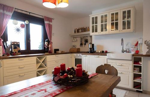 Sattendorf House | Knusperhäuschen