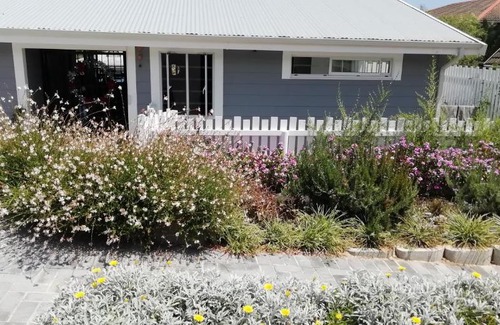 Hunter's Home House | Knysna Budget Friendly Stay