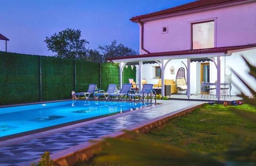 Yanik Villa | KOÇBEY Butik Otel Sapanca