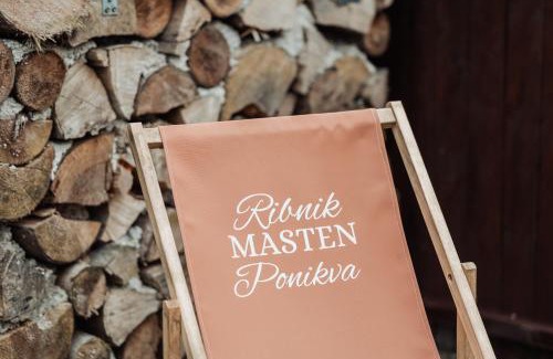 Spodnja Polskava Ski Chalet | Koča ob ribniku