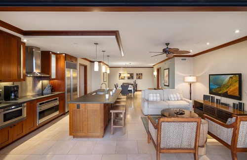 Ko Olina Condo | Ko Olina Beach Villas 610: Luxury 2BD w/Captivating Views of Ko Olina's Lagoon