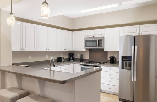 Ko Olina Condo | Ko Olina Kai 1059F by Gather: Lux Condo w/Lanai, Pool & Walk to Beach