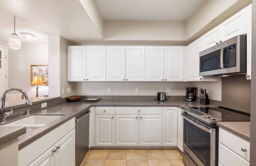 Ko Olina Condo | Ko Olina Kai 1059F by Gather: Lux Condo w/Lanai, Pool & Walk to Beach