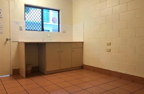 Cairns Central Business District Hotel | Koala Beach Resort Cairns