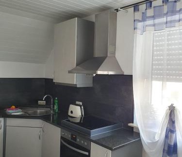 Koblenz Apartment | Koblenz Asterstein Ferienwohnung