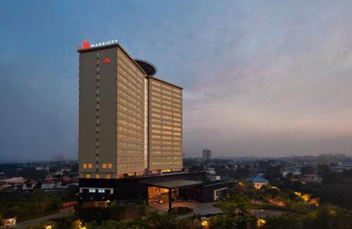 Edapalli Hotel | Kochi Marriott Hotel