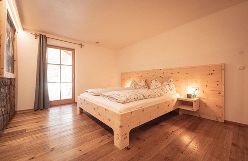 Campo Tures Apartment | Kofler zw den Wänden Apt Zirm