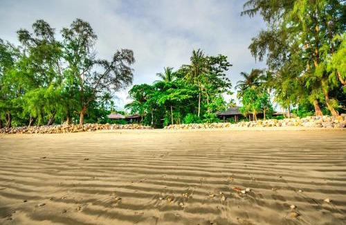 Nuea Khlong Resort | Koh Jum Beach Villas "A member of Secret Retreats"