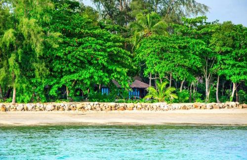 Nuea Khlong Resort | Koh Jum Beach Villas "A member of Secret Retreats"