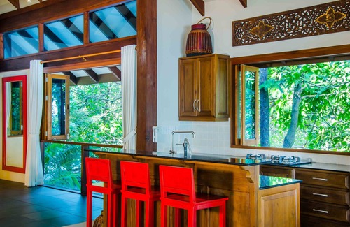 Nuea Khlong Hotel | Koh Jum Beach Villas “A member of Secret Retreats”