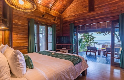 Nuea Khlong Hotel | Koh Jum Ocean Beach Resort
