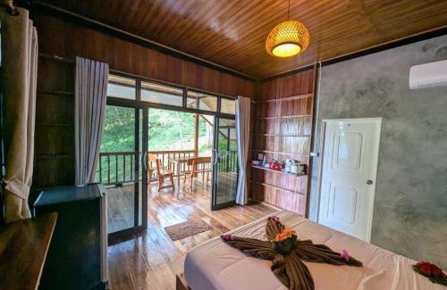 Nuea Khlong House | Koh Jum Serenity Resort