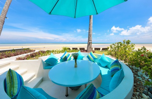 Maret Villa | Koh Samui Luxury BeachFront Villa - sleeps 10