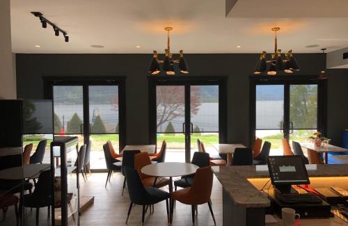 Nelson Hotel | Kokanee Glacier Resort